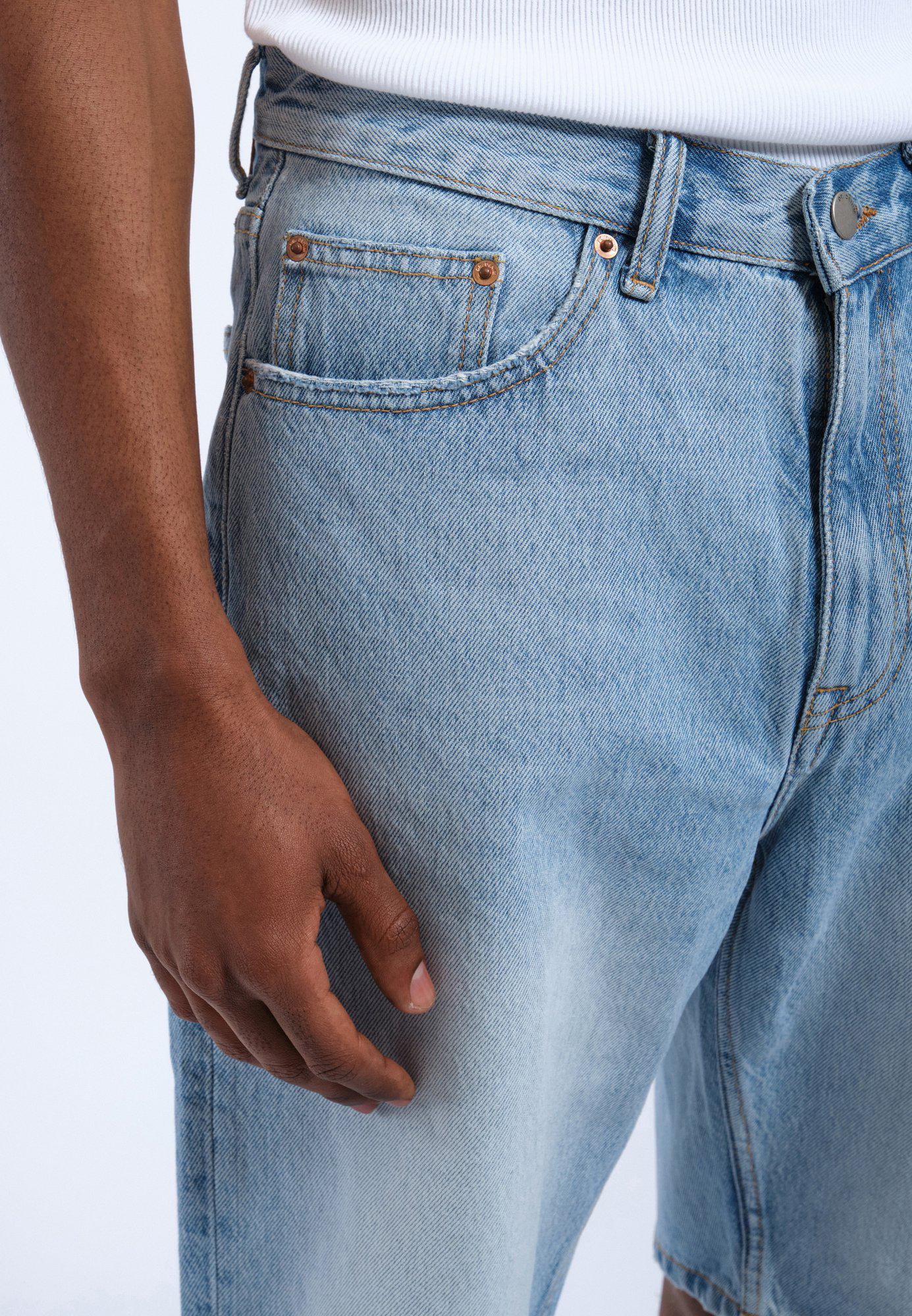 Dr. Denim Omar Shorts Stream Light Fade