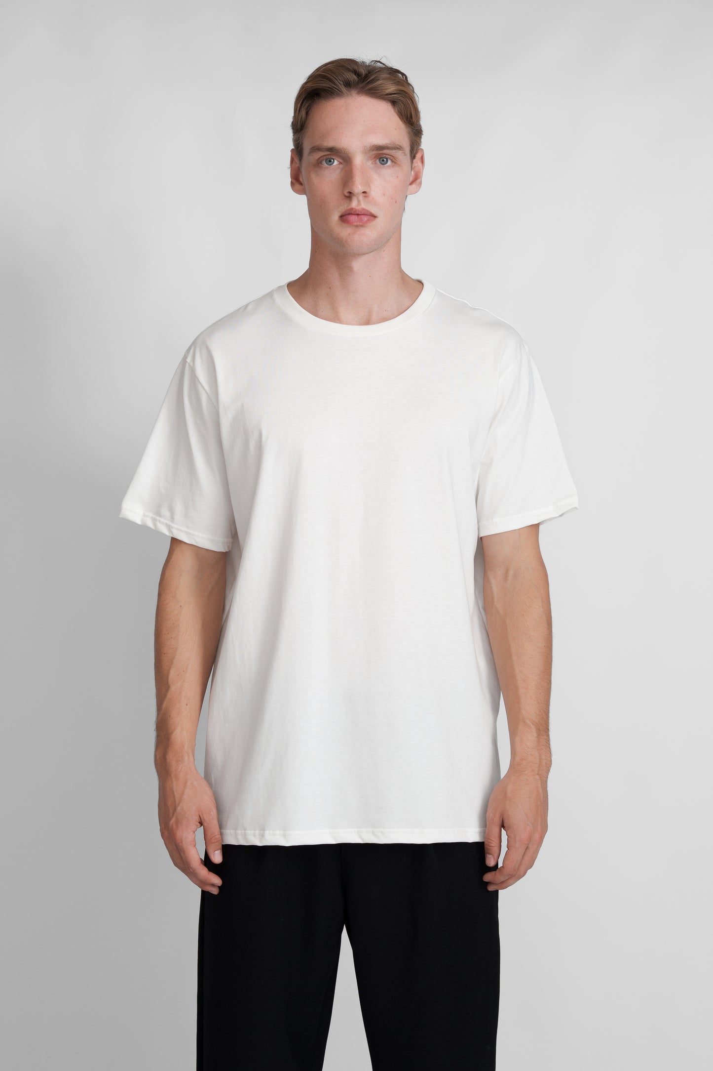 Kiub Head Statue White