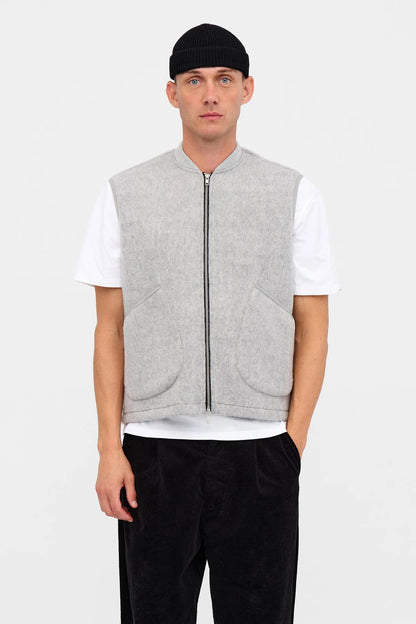 Anerkjendt Akrobin Boiled Wool Gilet- Light Grey Mel