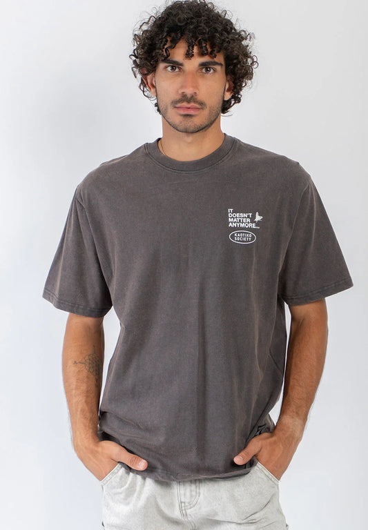 Kaotiko S/S Regular It Doesn't Matter Washed Black