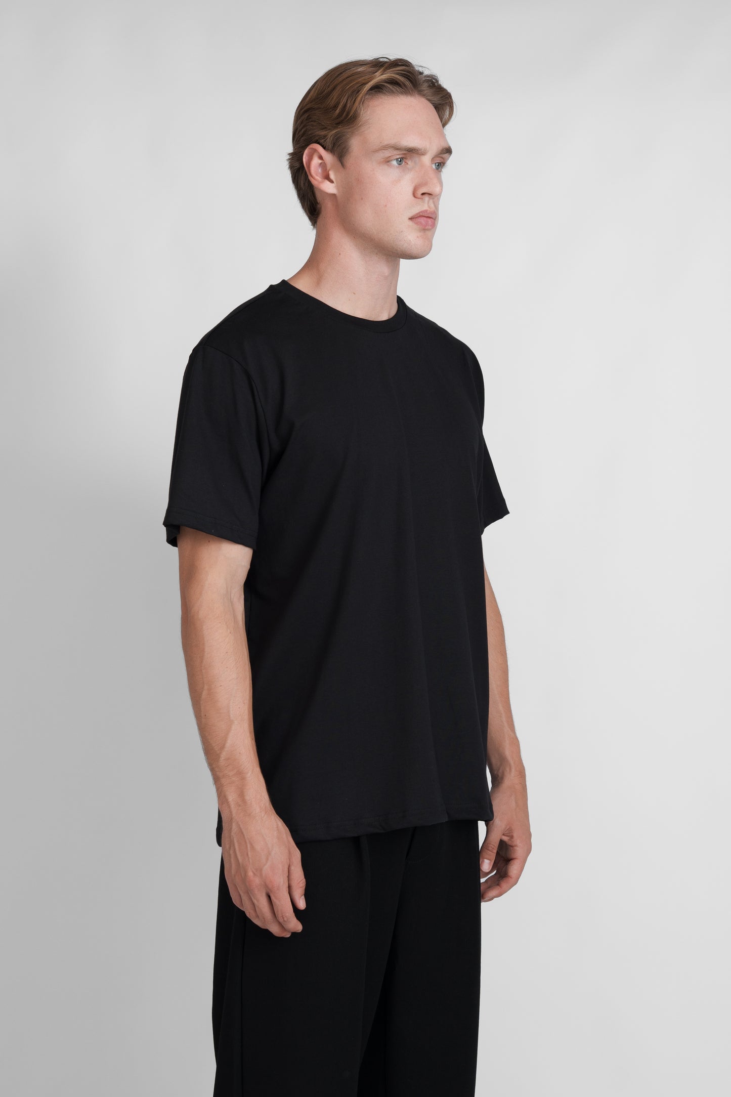 Kiub Head Statue Black